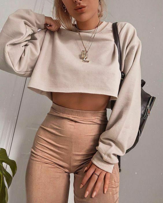 Elegant Crop Top Sweatshirt